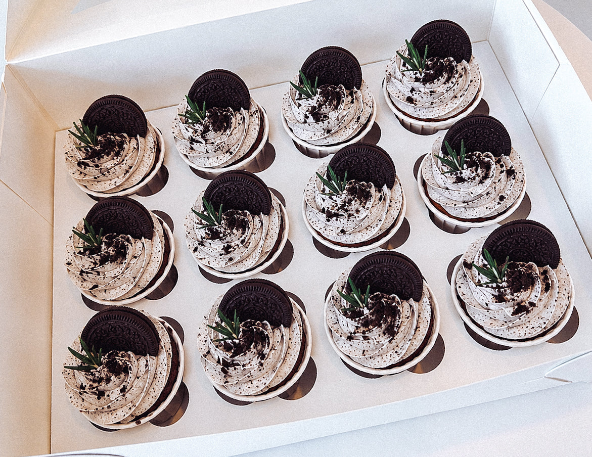 Whipping Cream Cupcakes ( one dozen)